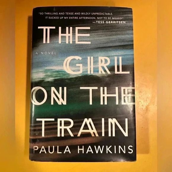 The Girl On‎ The Train By Paula Hawkins - Picture 1 of 5